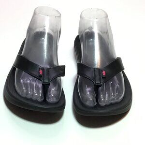 Nike Sandals Bella Kai Flip Flops Women's Size 9 Black Thong Straps AO3622-001